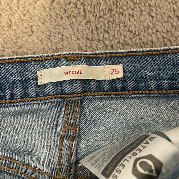 LEVI jeans wedgie - Picture 6 of 8